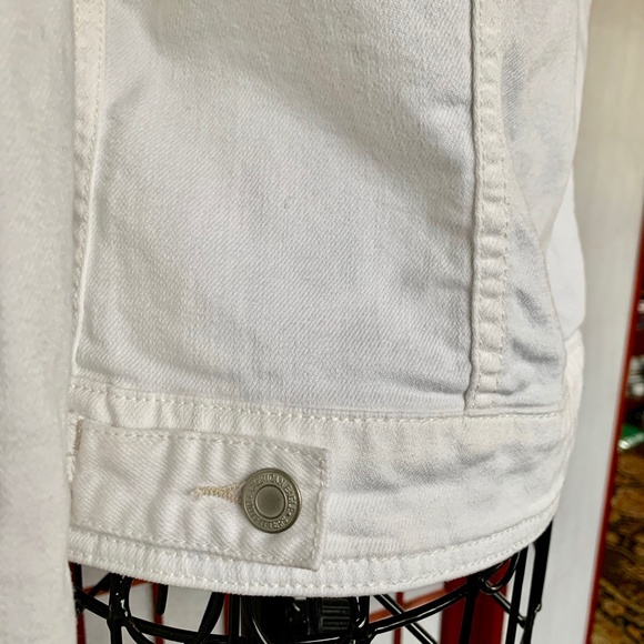 American Eagle White Jean Waist Jacket - Picture 7 of 8